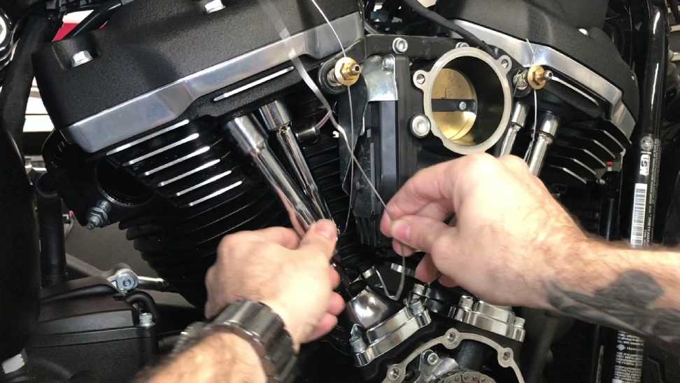Adjusting Pushrods on Harley Evo Motors